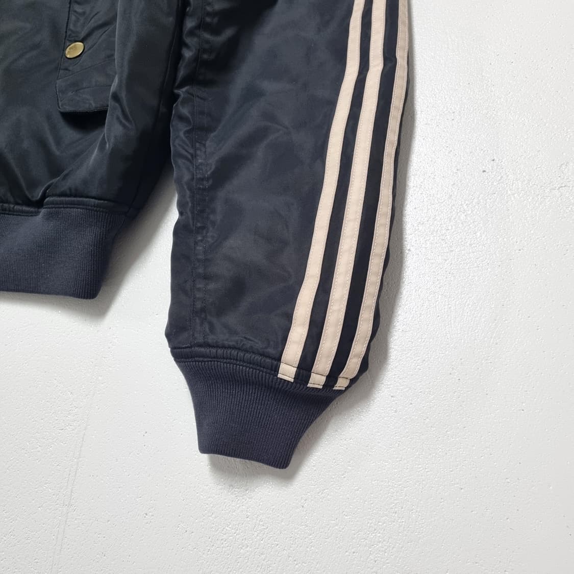 아디다스 패디드 봄버 MA-1 블랙 - L 상품이미지5