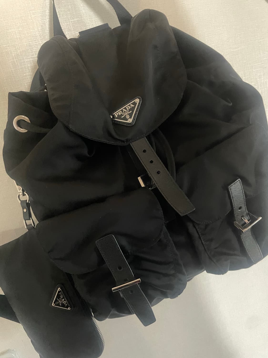 프라다백팩 미디움 상품이미지1