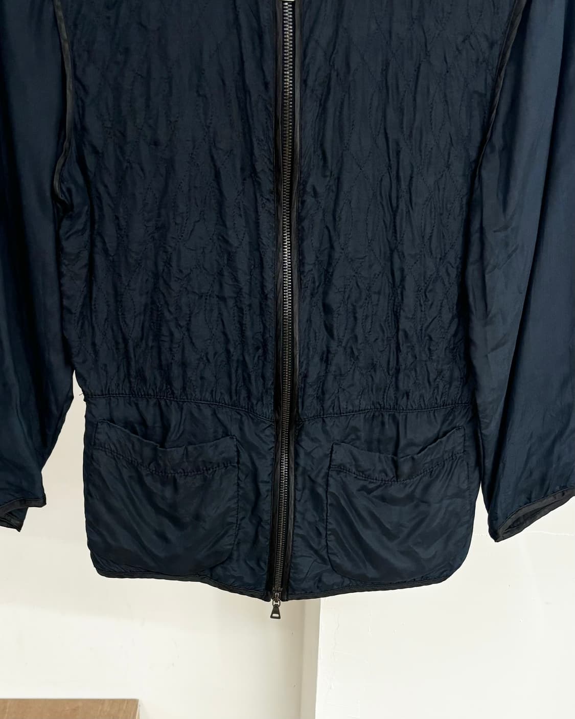 프라다 네이비 퀼팅 집업 자켓 상품이미지5