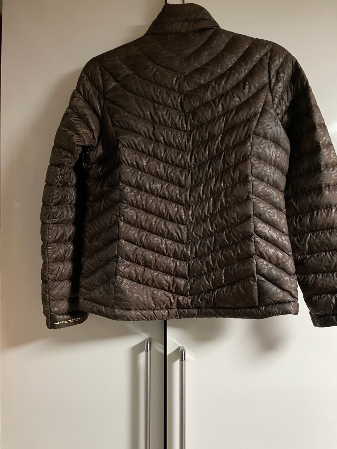 아이더 패턴 슬림 다운 자켓 경량 패딩 상품이미지2