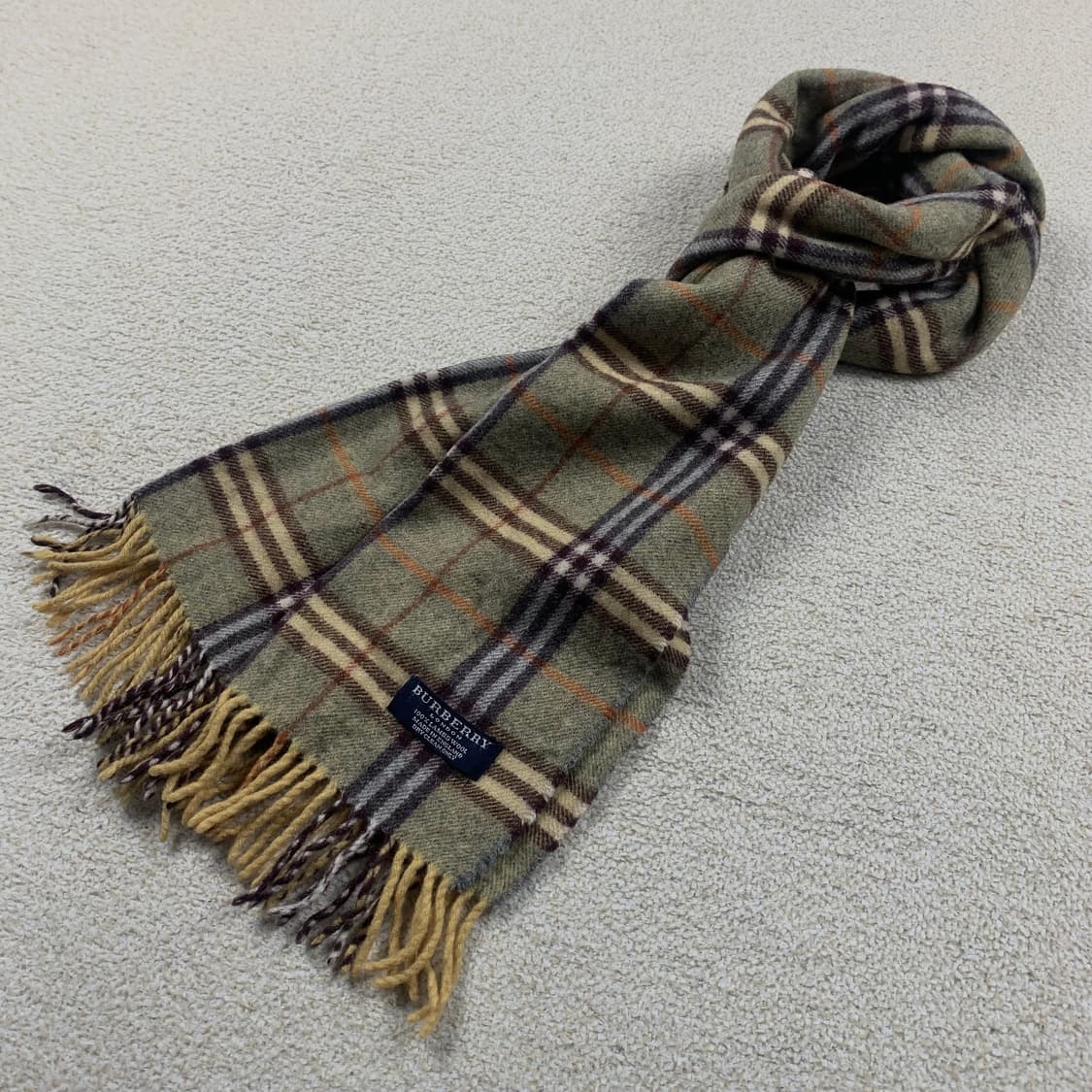 버버리 올리브그린 노바체크 램스울 머플러 상품이미지1