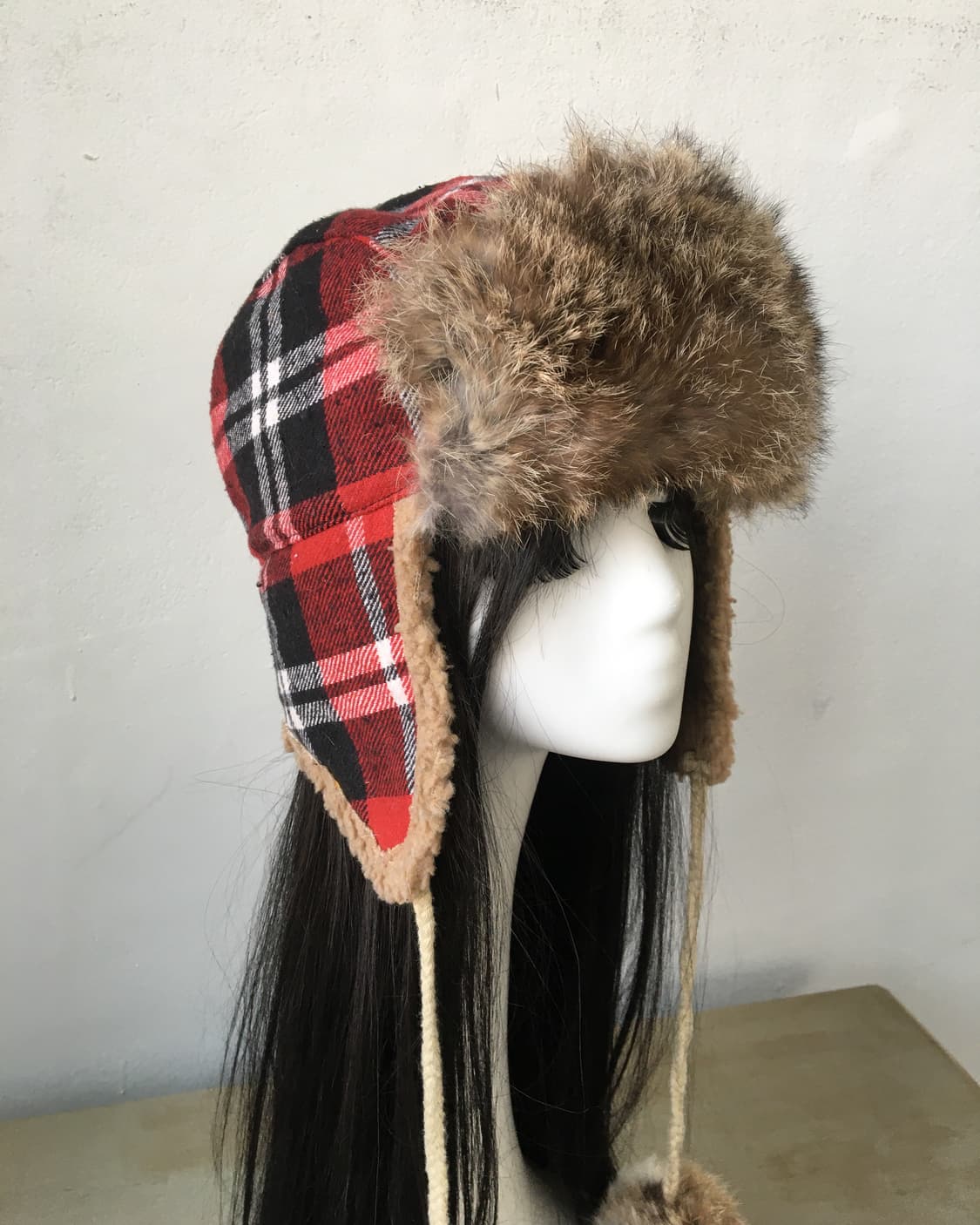  pom pom check pattern trooper hat 상품이미지1