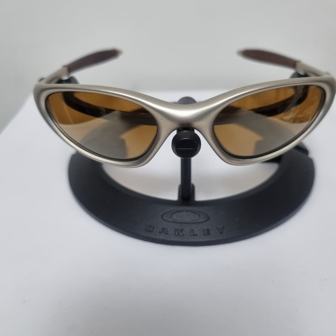 오클리 미뉴트 fmj 플래티넘 상품이미지1