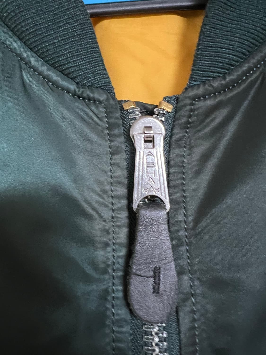 알파인더스트리 그린 올리브 ma-1 자켓 항공점퍼 상품이미지3