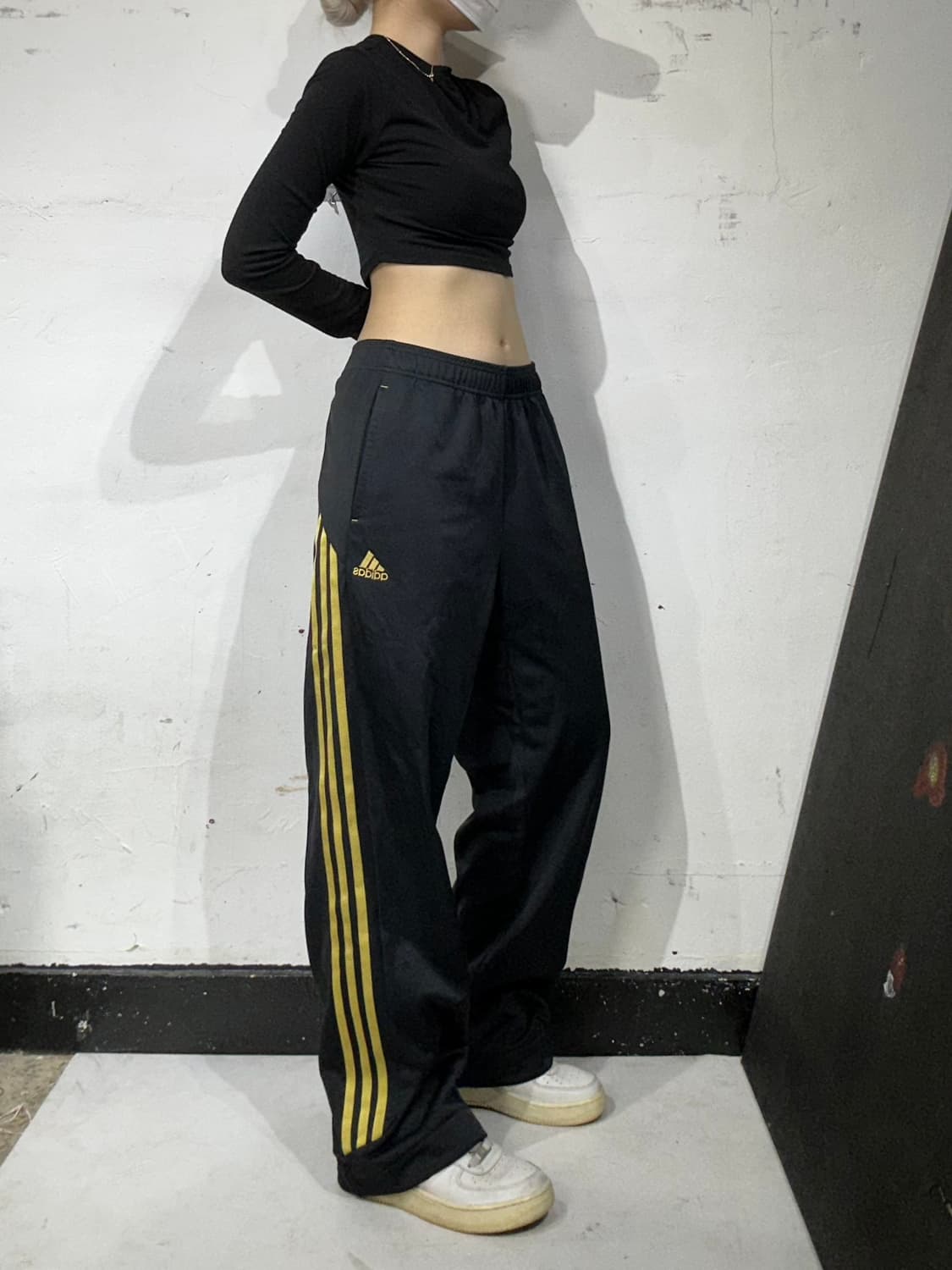 아디다스 블랙 골드 삼선 와이드 트레이닝 팬츠 XL 상품이미지1