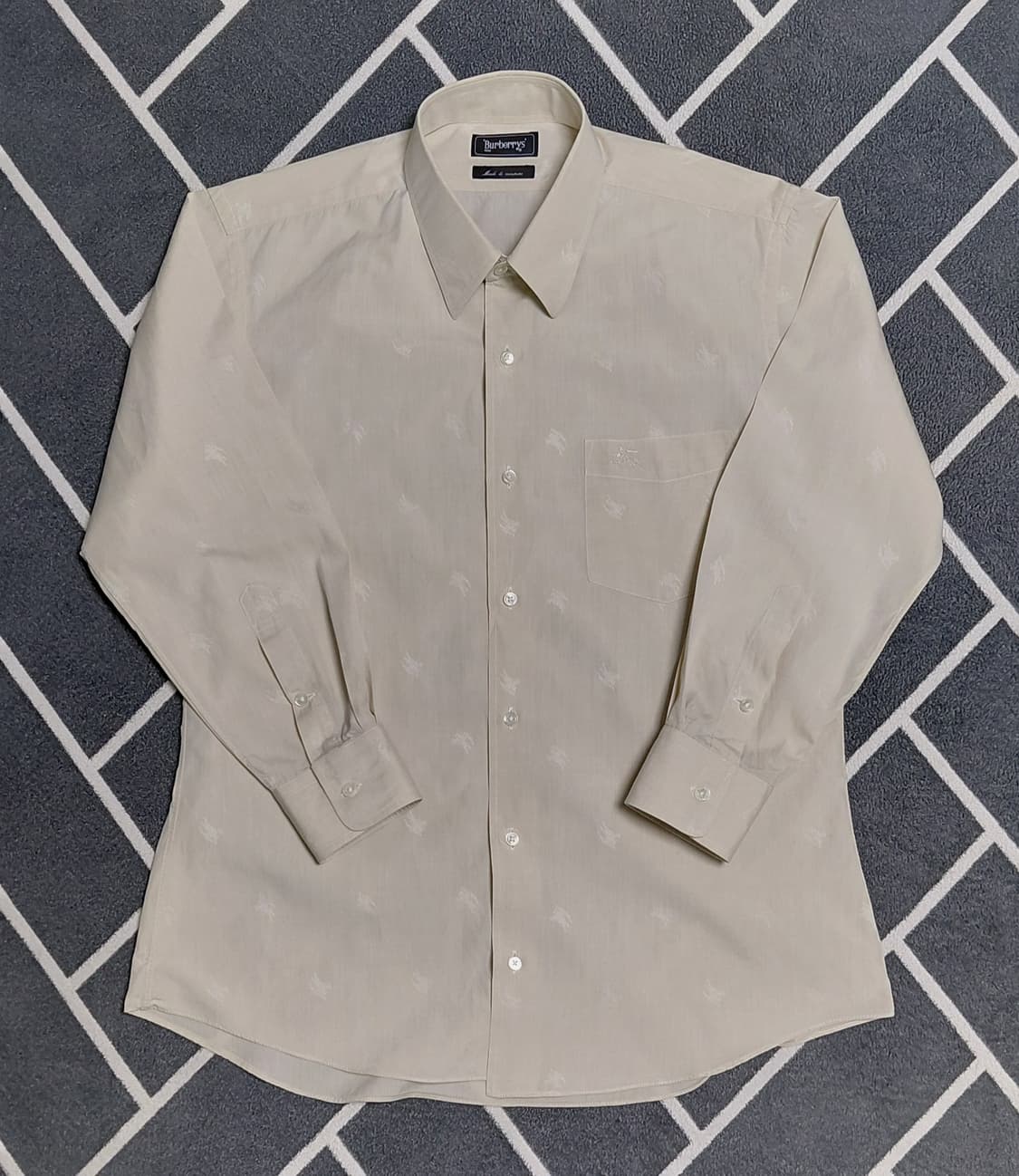 [빈티지/정품] 90s 버버리(Burberrys) 맞춤 제작 금사 로고 상품이미지1