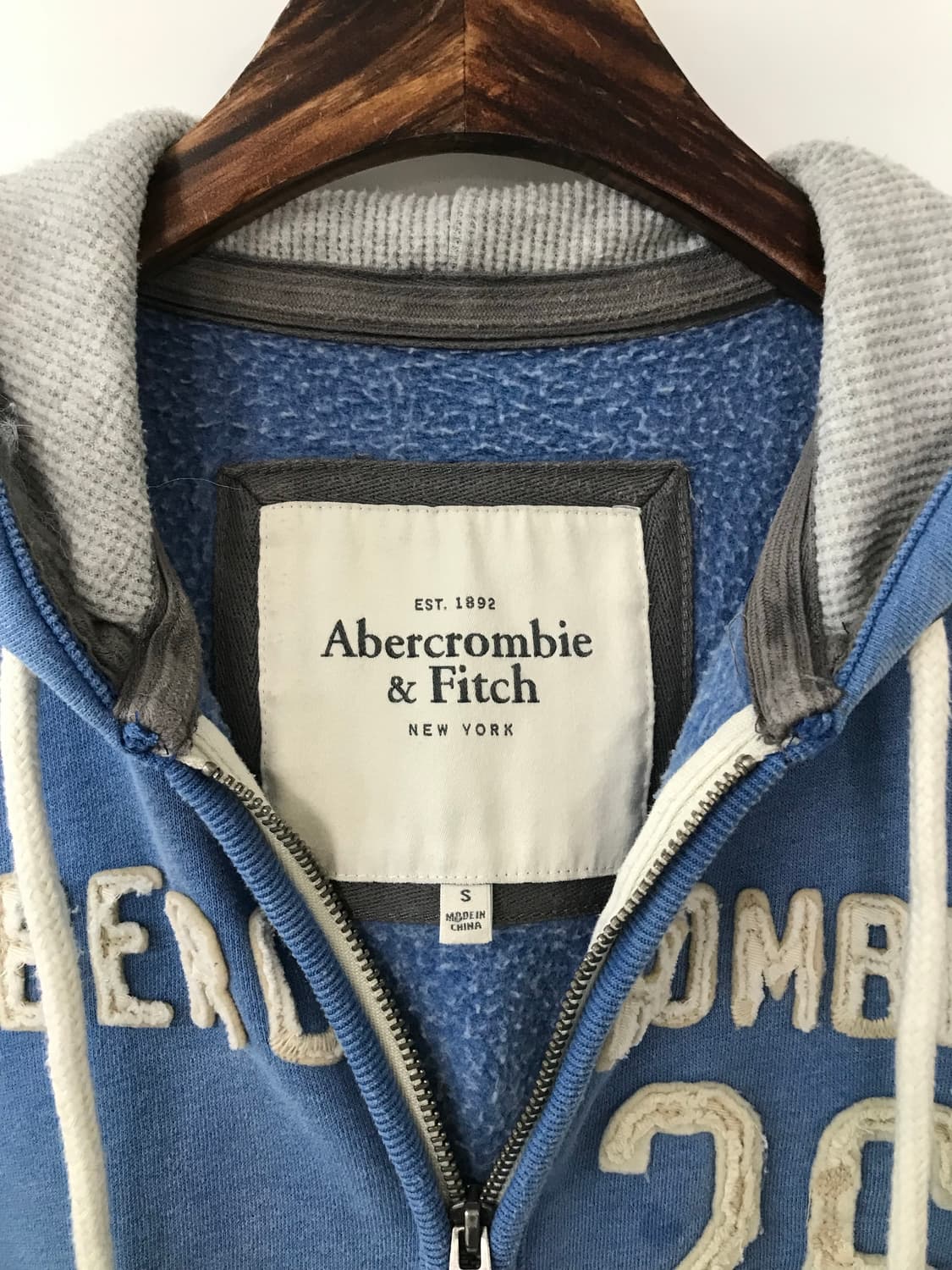 아베크롬비 y2k 와투케 스카이블루 후드집업  상품이미지6