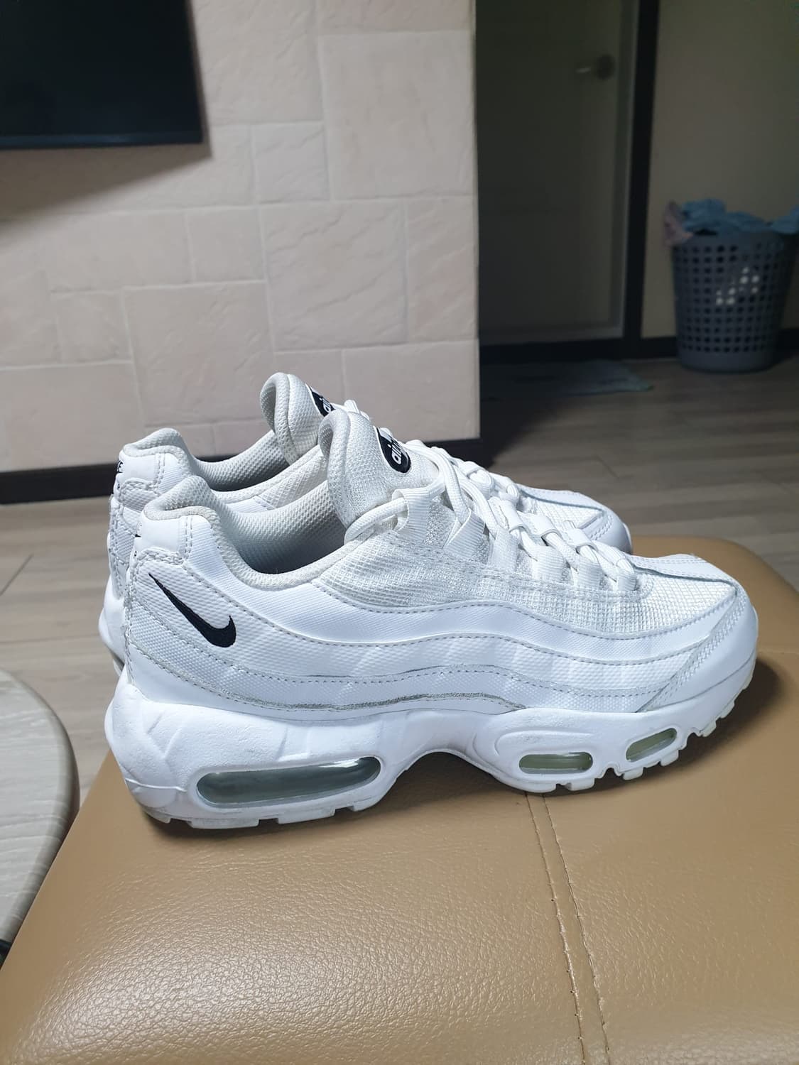 나이키 240 상품이미지2