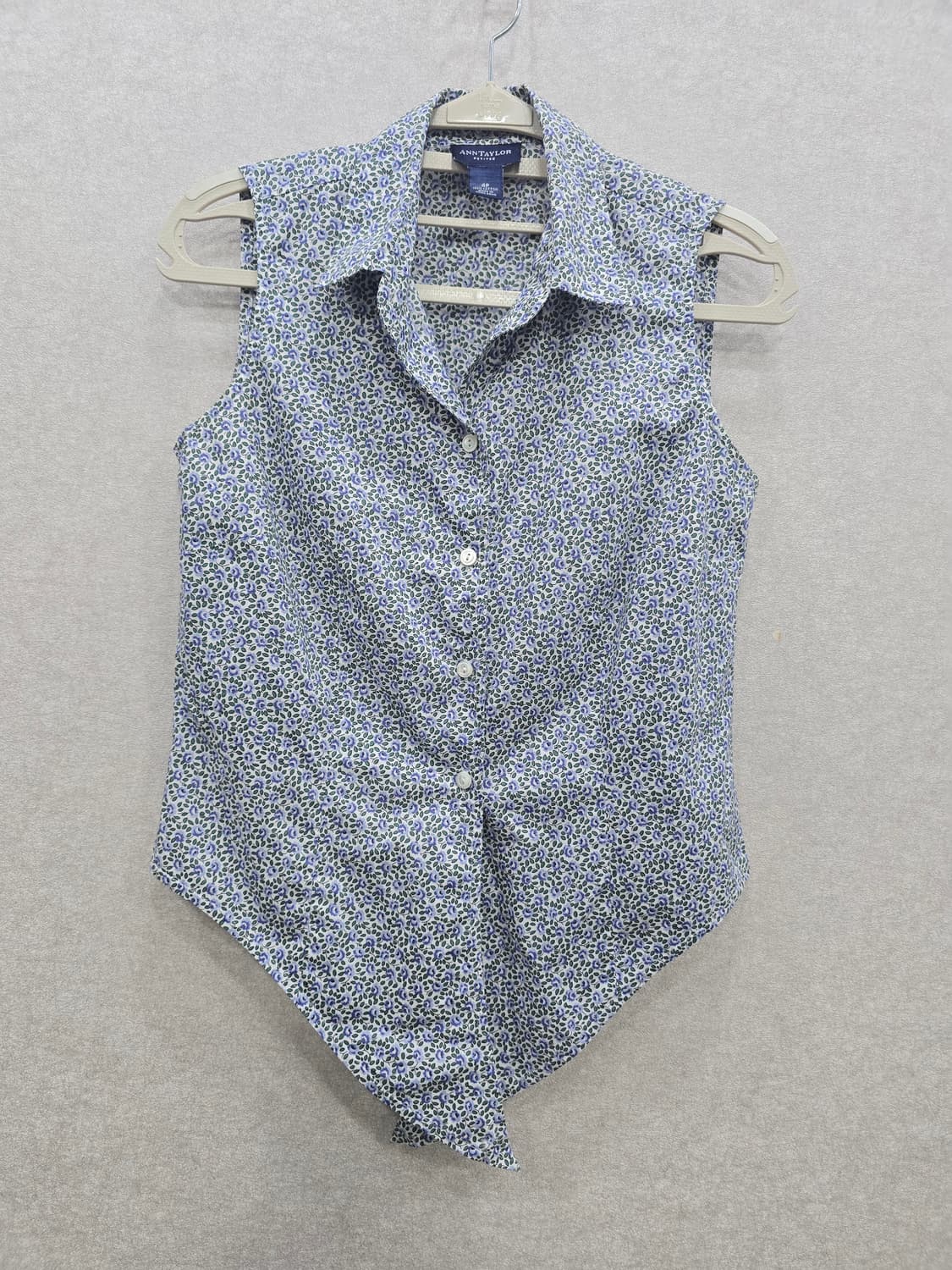 ANN TAYLOR 플라워 패턴 슬리브리스 셔츠 블라우스 상품이미지1