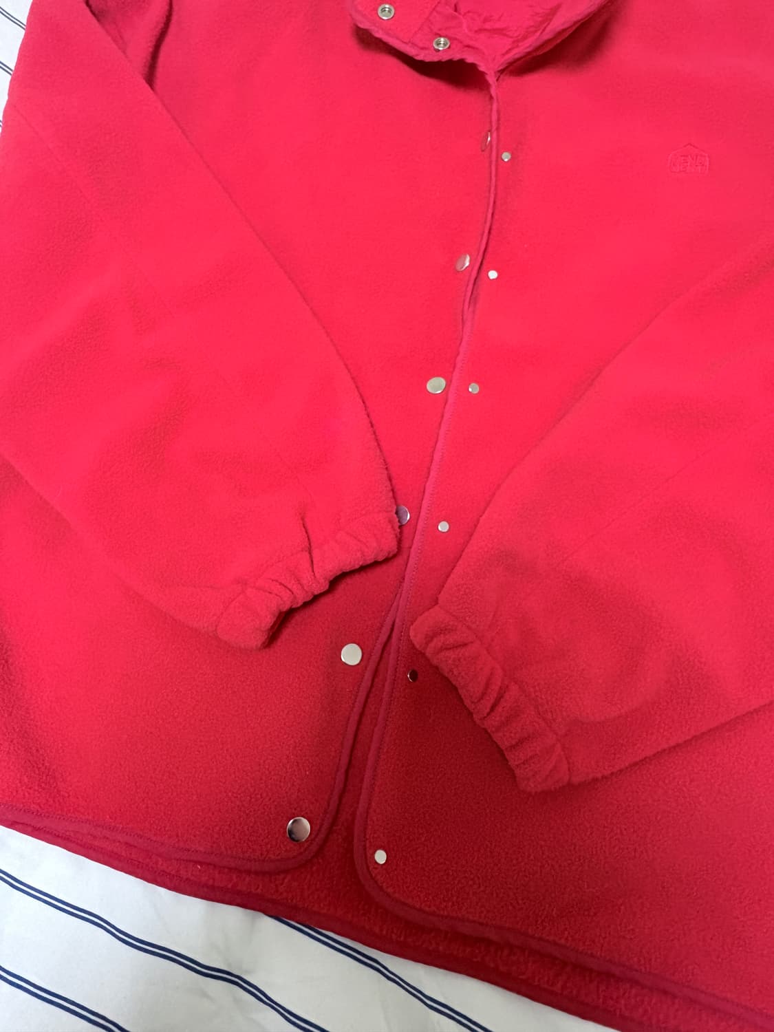 베뉴먼트 플리스 레드 상품이미지4