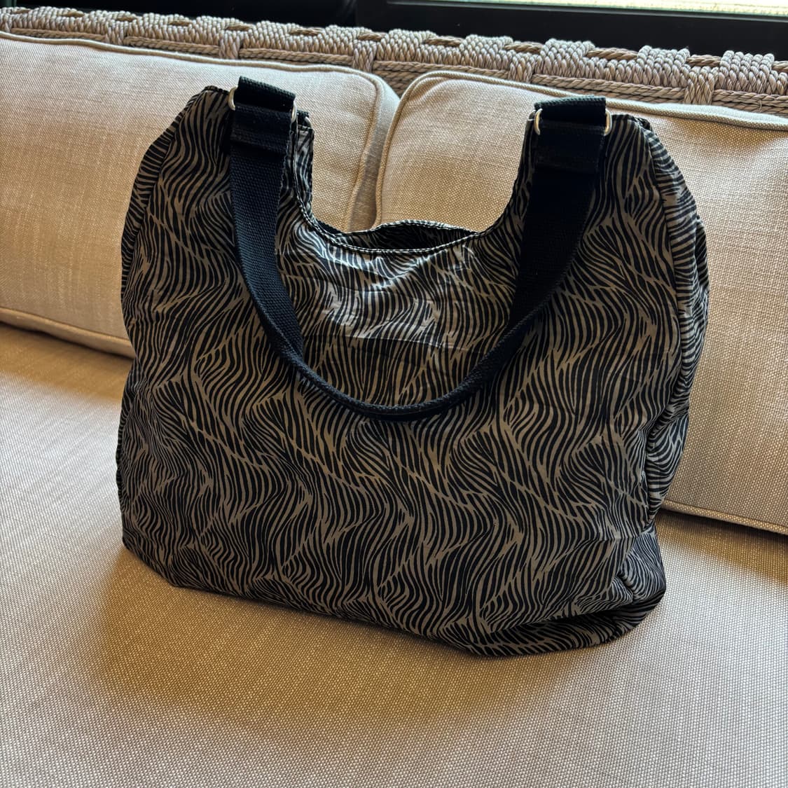 키플링 지브라 패턴 숄더백 쇼퍼백 상품이미지4