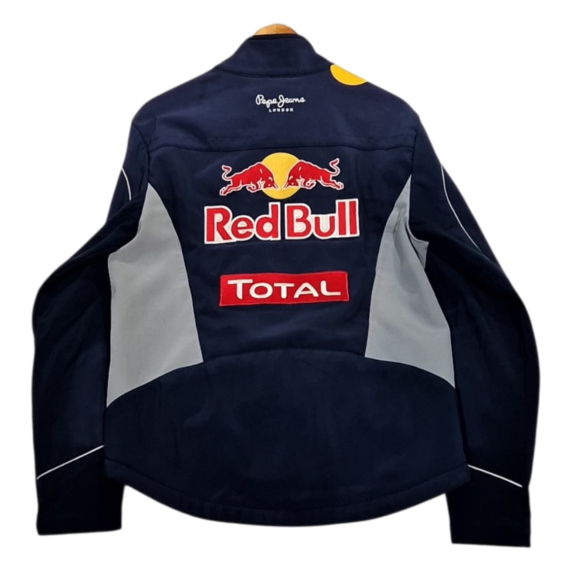 페페진스 런던 레드불 자켓 상품이미지1