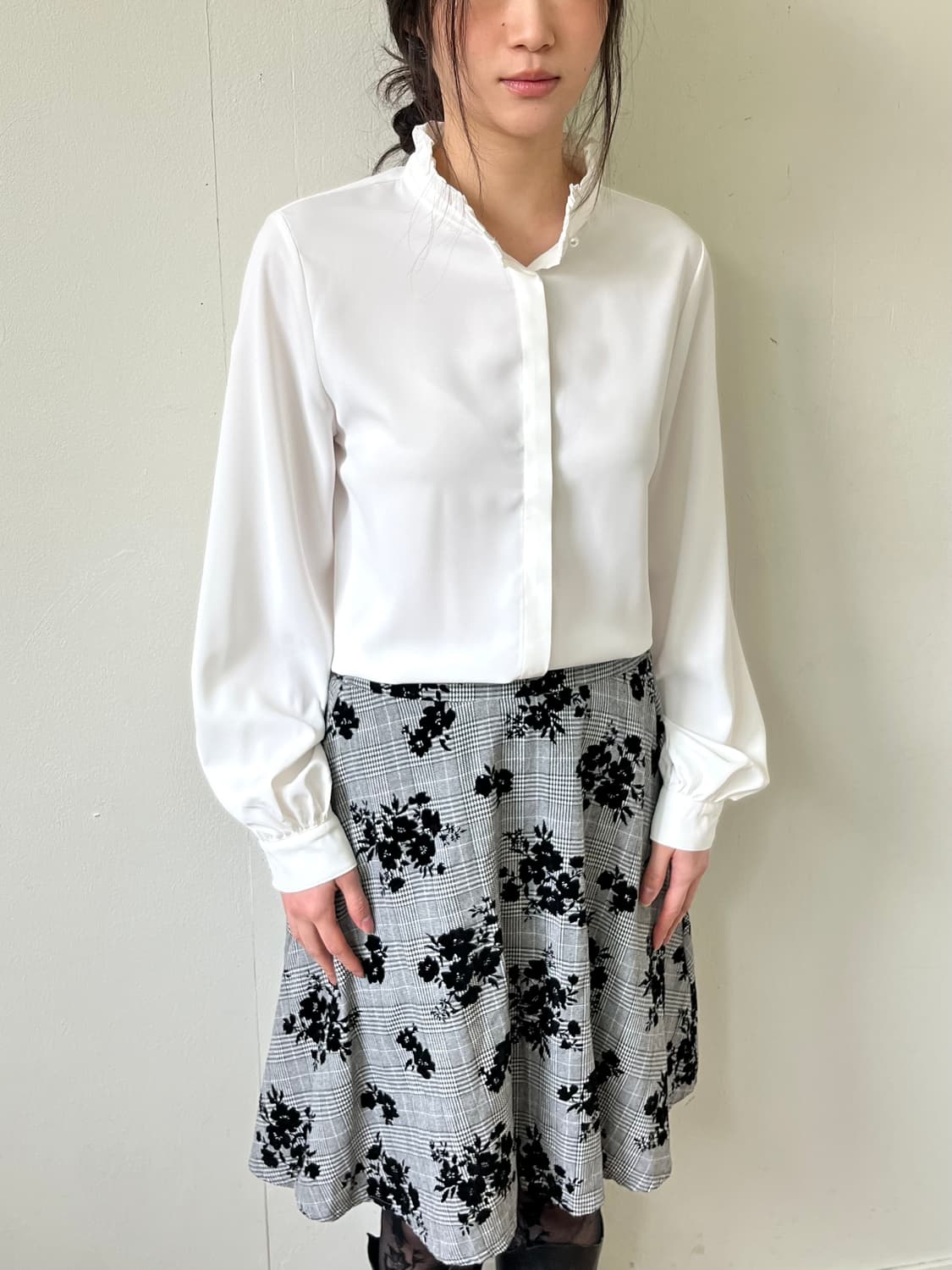 JUNOAH 화이트 블라우스 상품이미지5