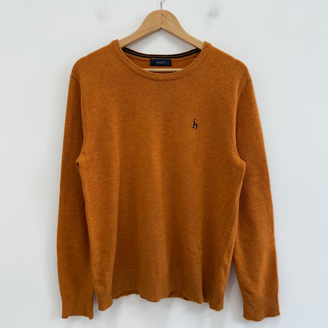 [100] 헤지스 라운드 니트 머스타드색 3731 상품이미지1