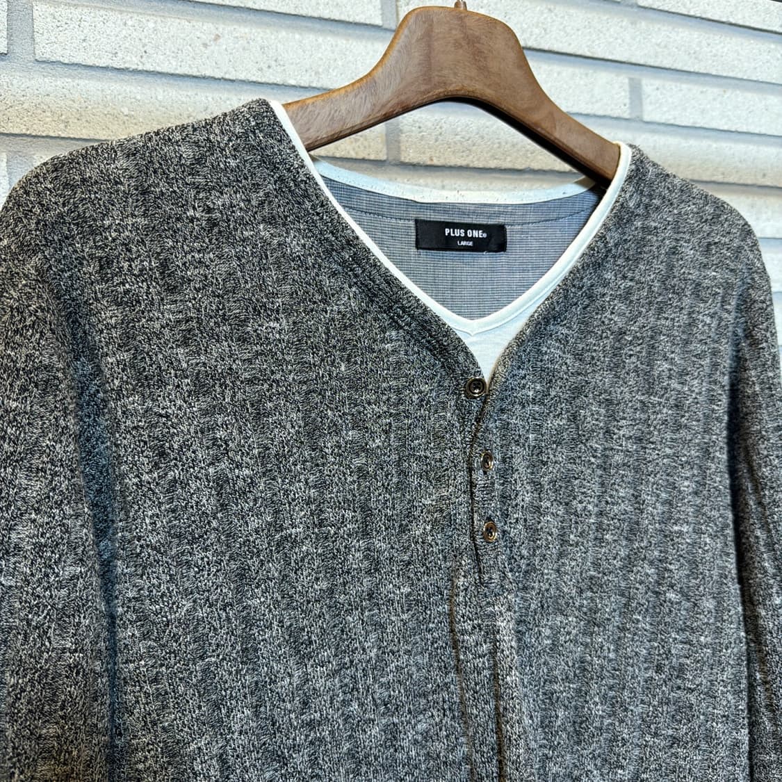 JPN VINTAGE 헨리넥 레이어드 긴팔 니트 미니멀버튼 디테일 그레이 상품이미지4