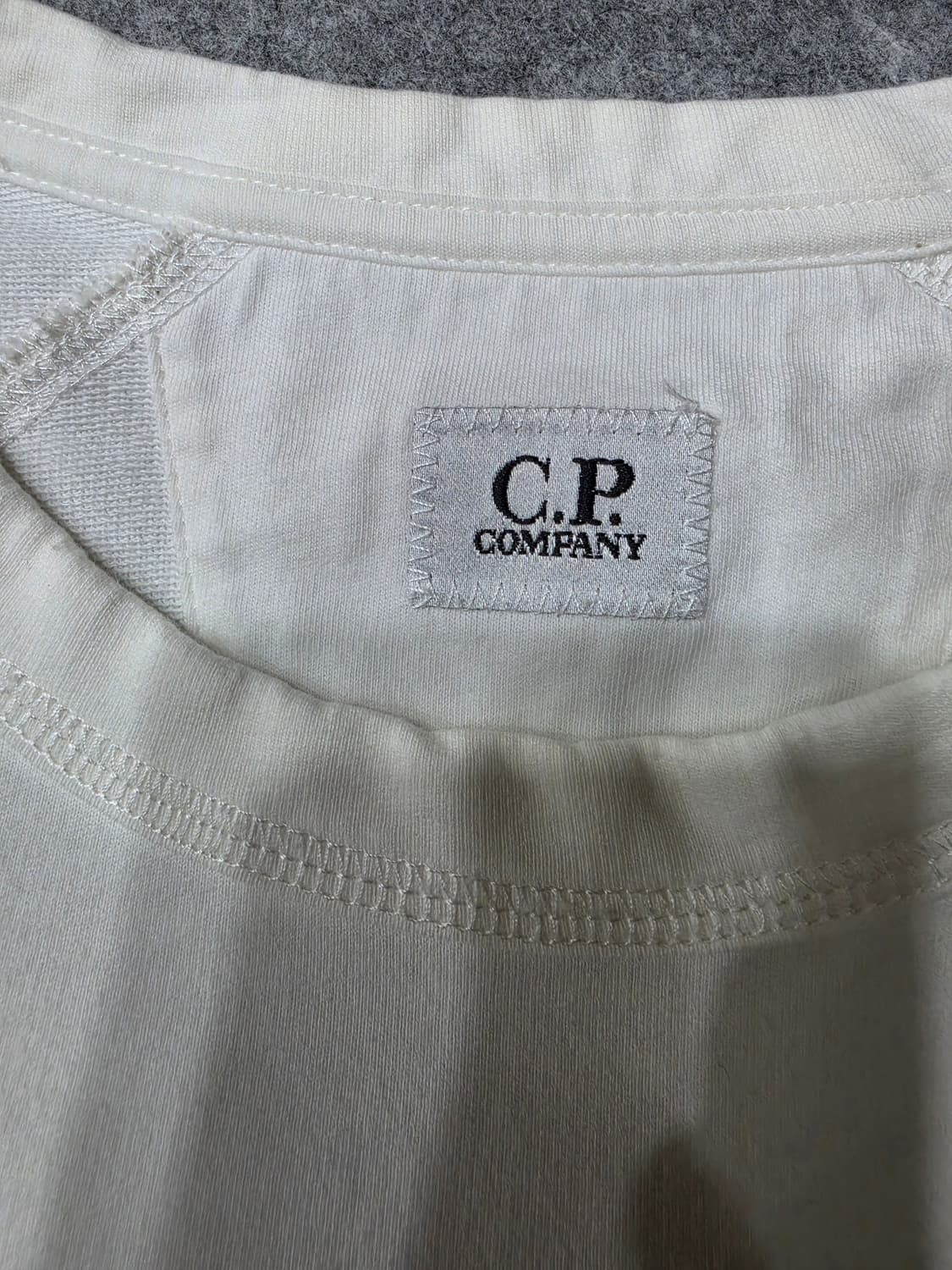 CP 컴퍼니 렌즈와펜 포켓 크루넥 스웻셔츠 M 상품이미지8
