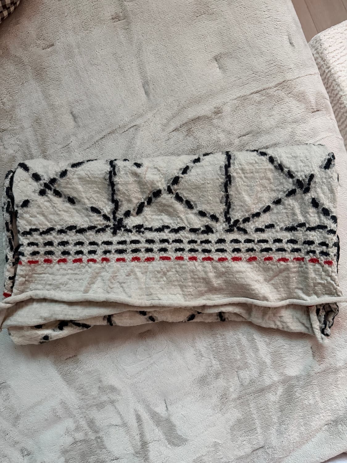 캐피탈 축융 울 사시코 HAPPY 머플러 아이보리 상품이미지1