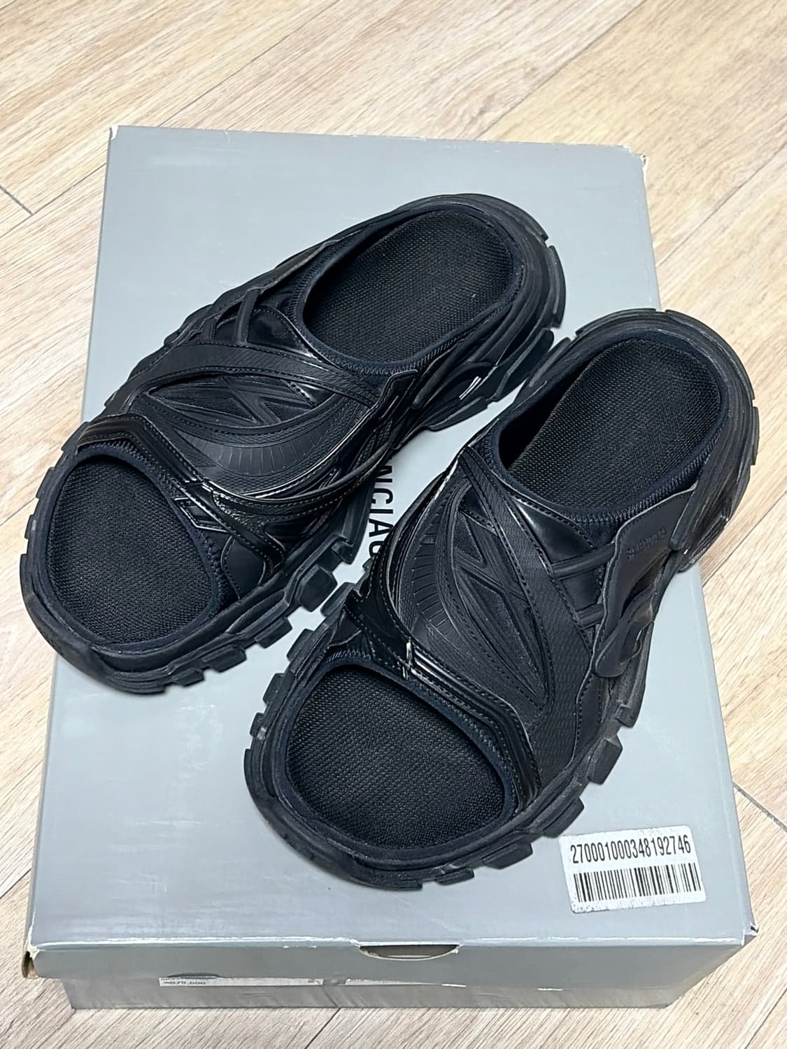 발렌시아가 트랙 슬라이드 샌들 42사이즈 상품이미지3