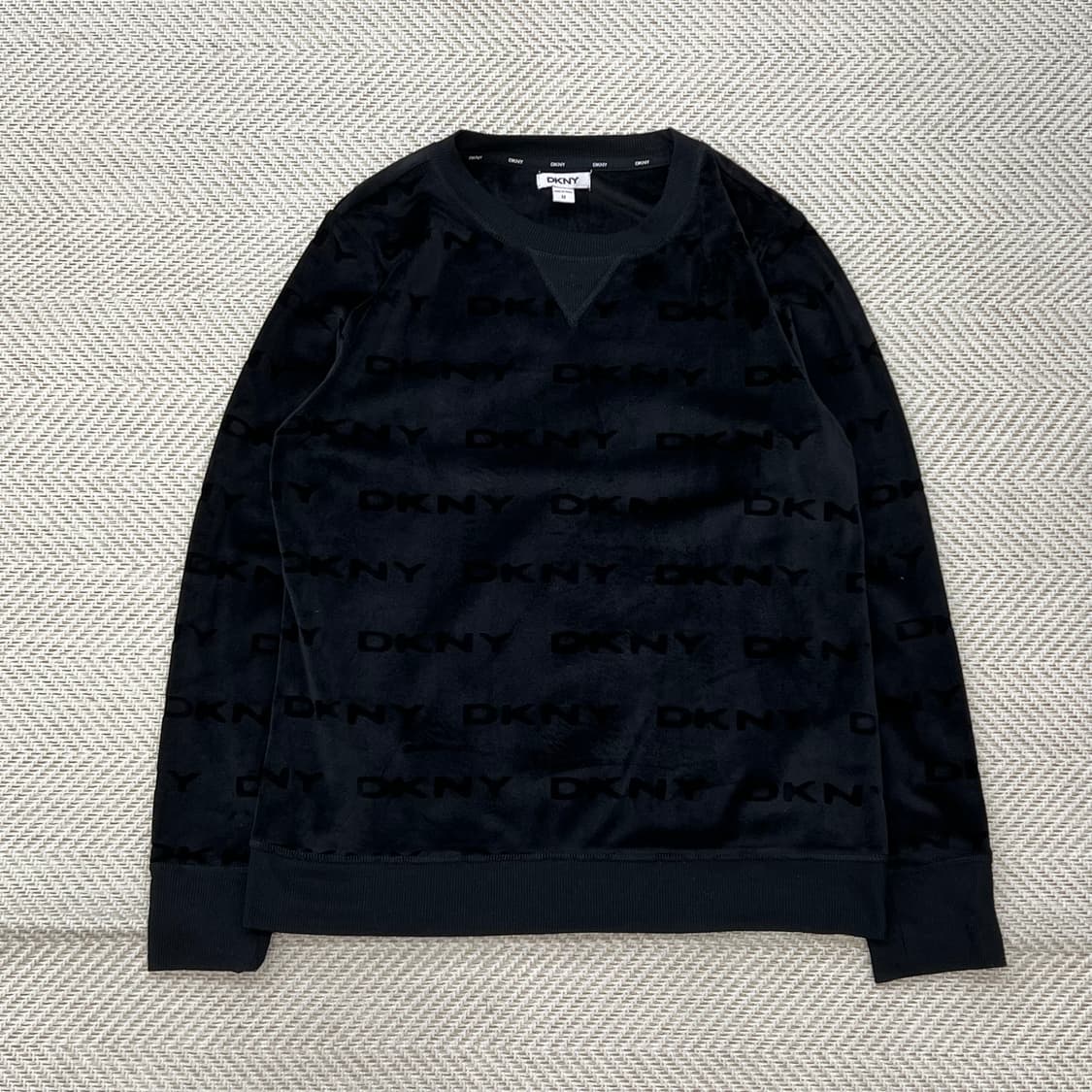 DKNY 로고 자카드 플리스 스웻셔츠 r2347 상품이미지1