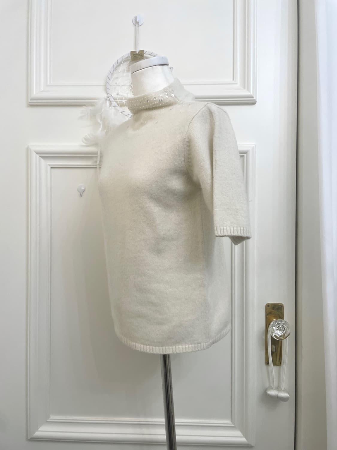 ivory neck beads&spangle point half knit 상품이미지2