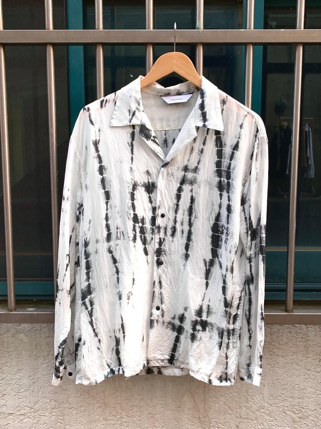 사스콰치 패브릭스 타이다이 수묵화 셔츠 상품이미지1