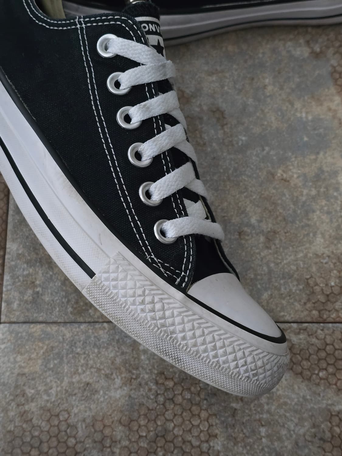 (235)컨버스 척테일러 올스타 로우 검흰 상품이미지7