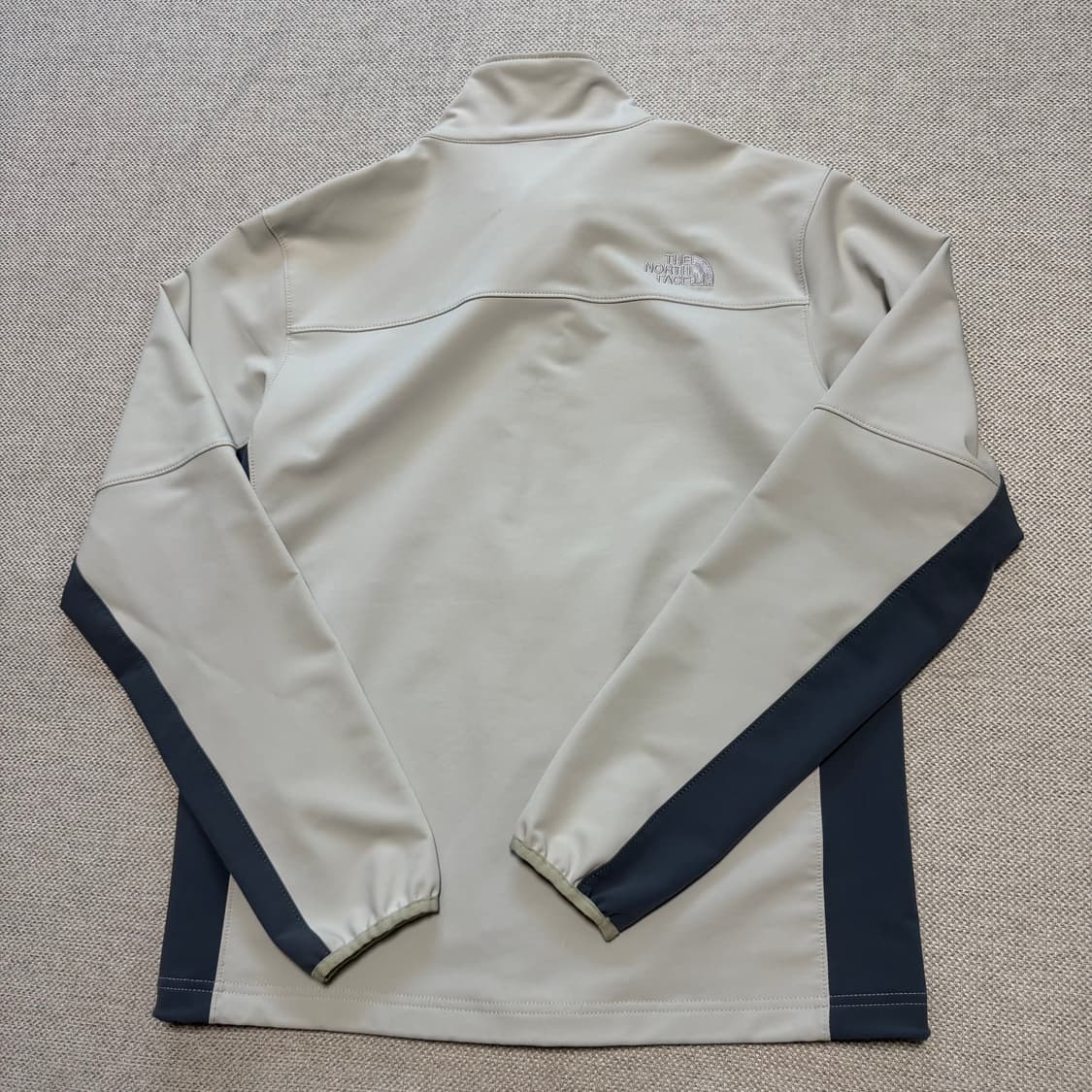 노스페이스 배색 소프트쉘 자켓 상품이미지6