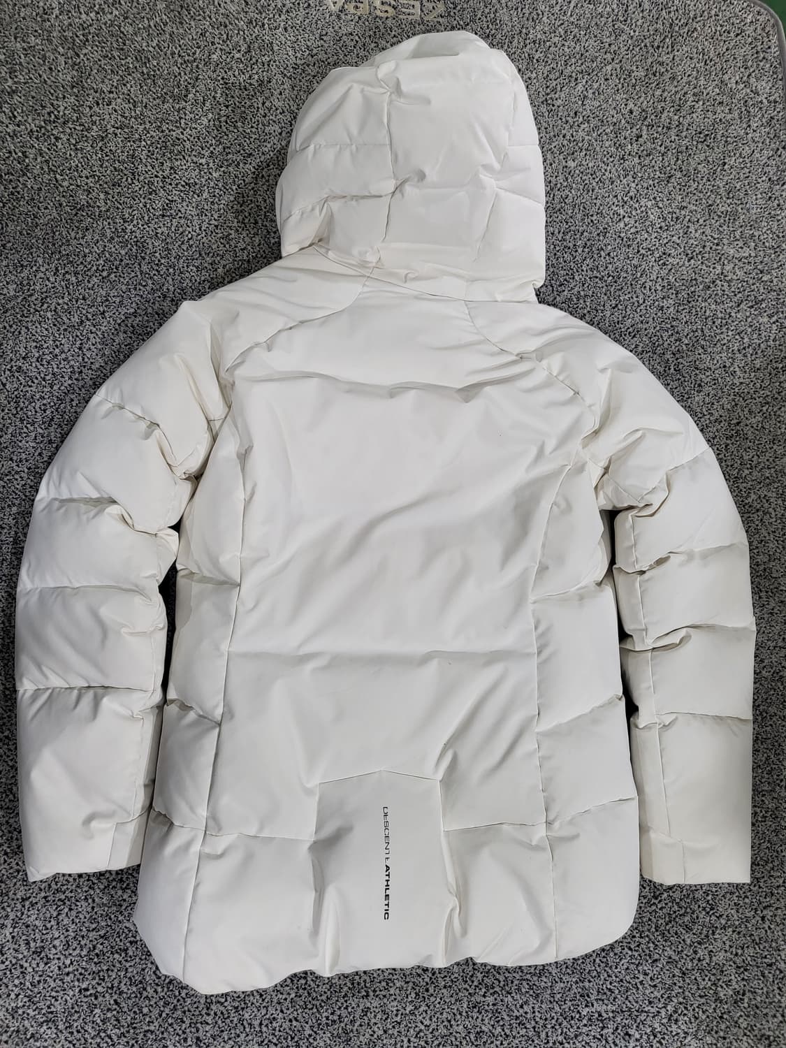 데상트  오리털 패딩 상품이미지5