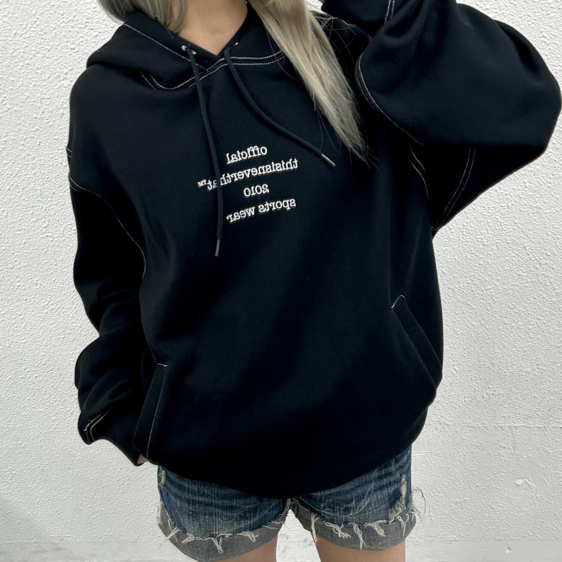  디스이즈네버댓 화이트 스티치 블랙 후드 상품이미지1