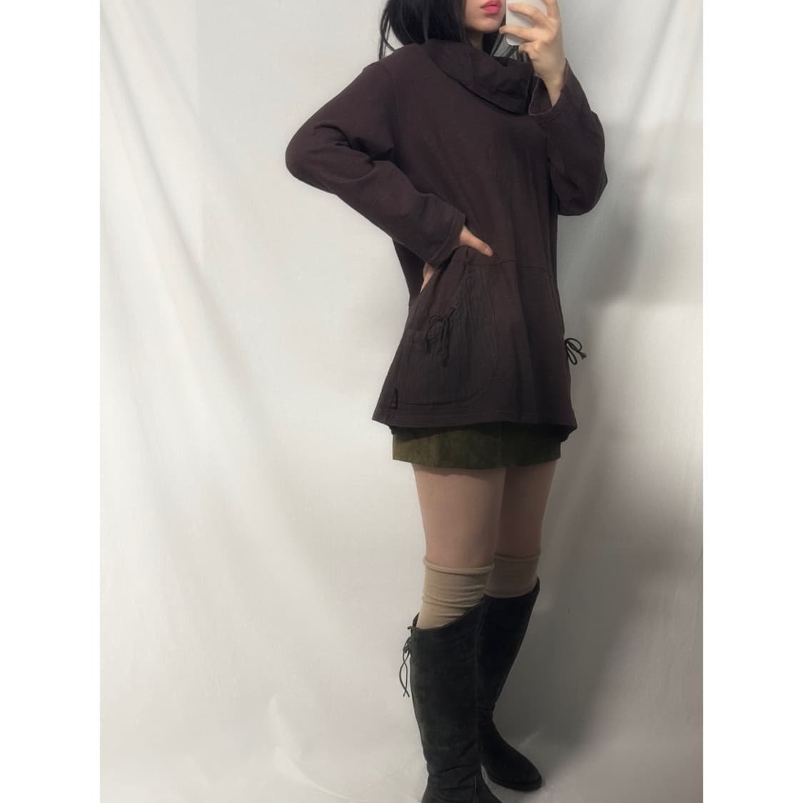 스트링 포켓 와이드 폴라넥 탑 상품이미지1