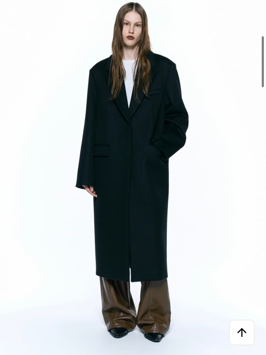 인사일런스우먼 블랙 코트  상품이미지1