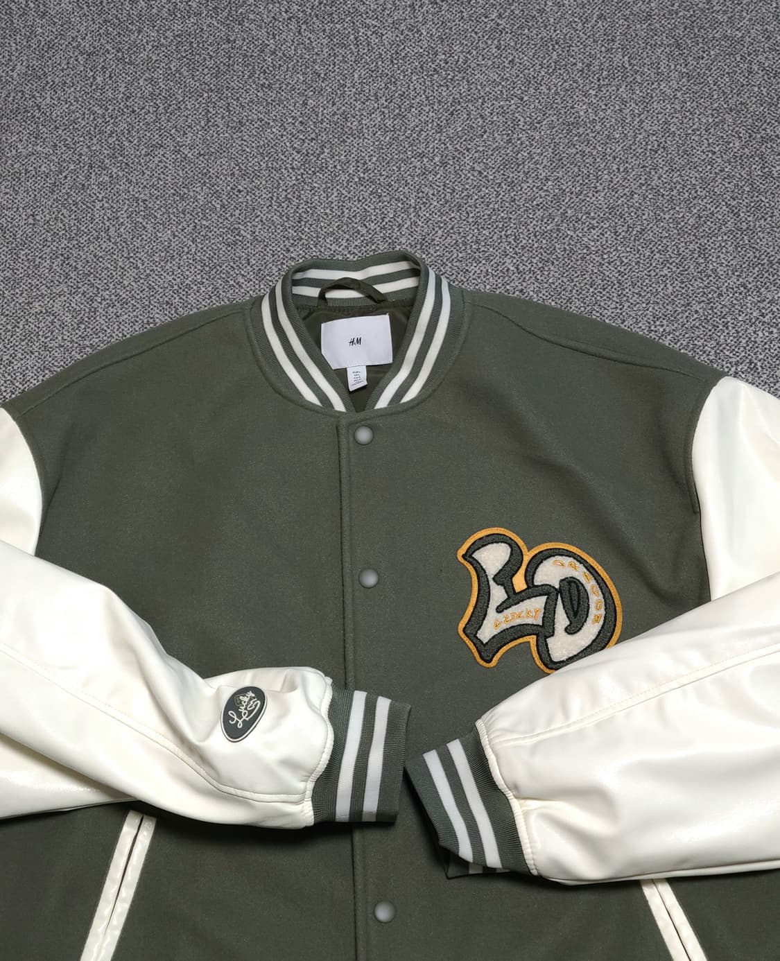 H&M 바시티 자켓 카키 L 상품이미지2