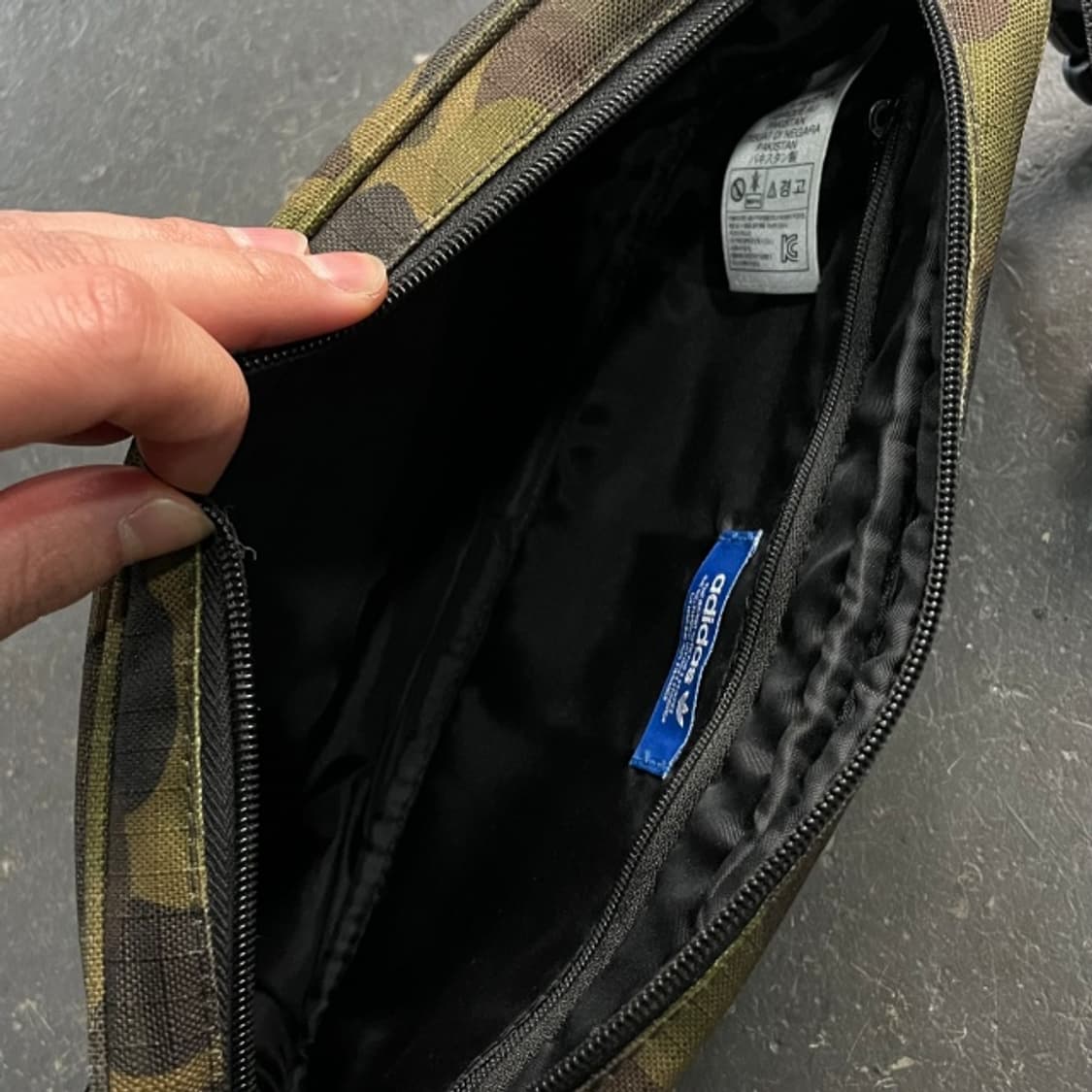 아디다스 카모 크로스백 상품이미지6