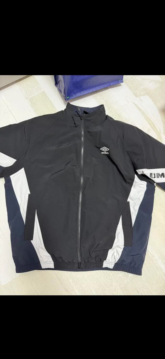 엄브로 바람막이 상품이미지2