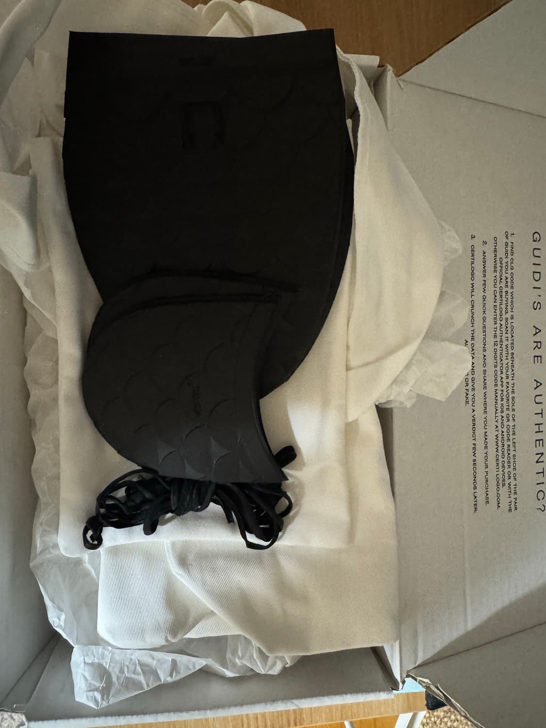 구이디 992x 44 사이즈 판매 합니다. 상품이미지7