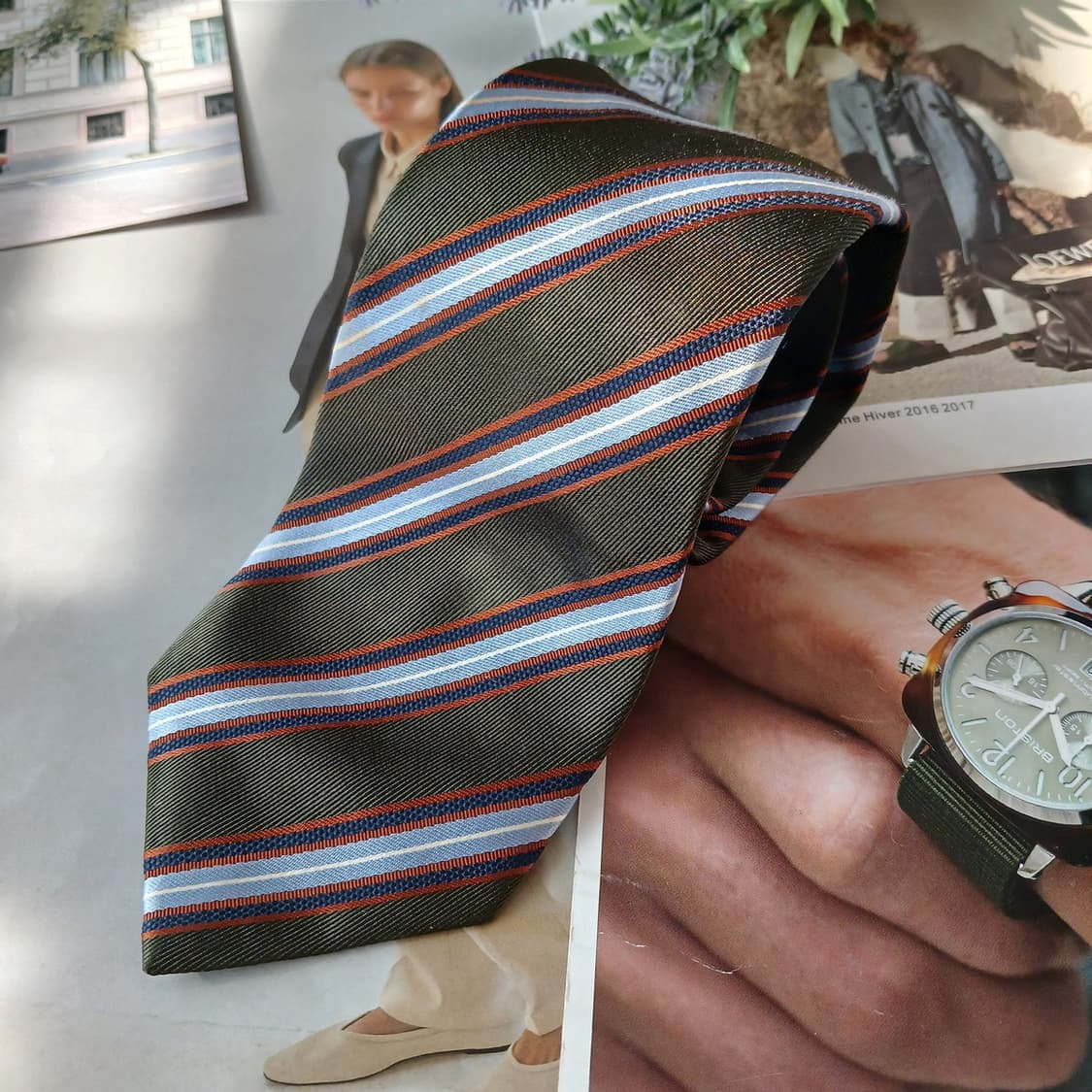 아쿠아스큐텀 실크 스트라이프 넥타이 8.5cm A등급 A18918
 상품이미지2