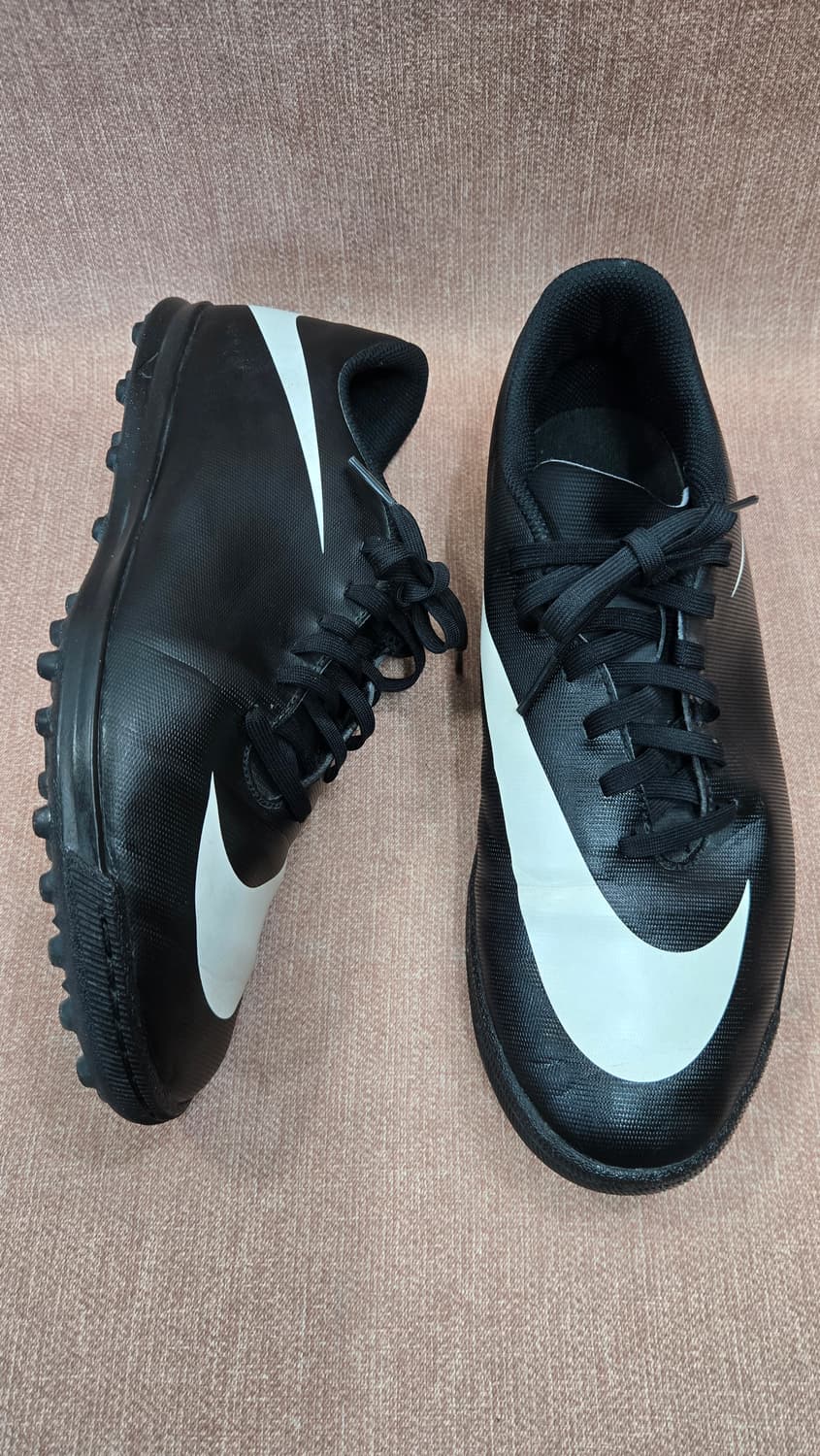 나이키 275mm- 브라바타2 풋살화 축구화 상품이미지1