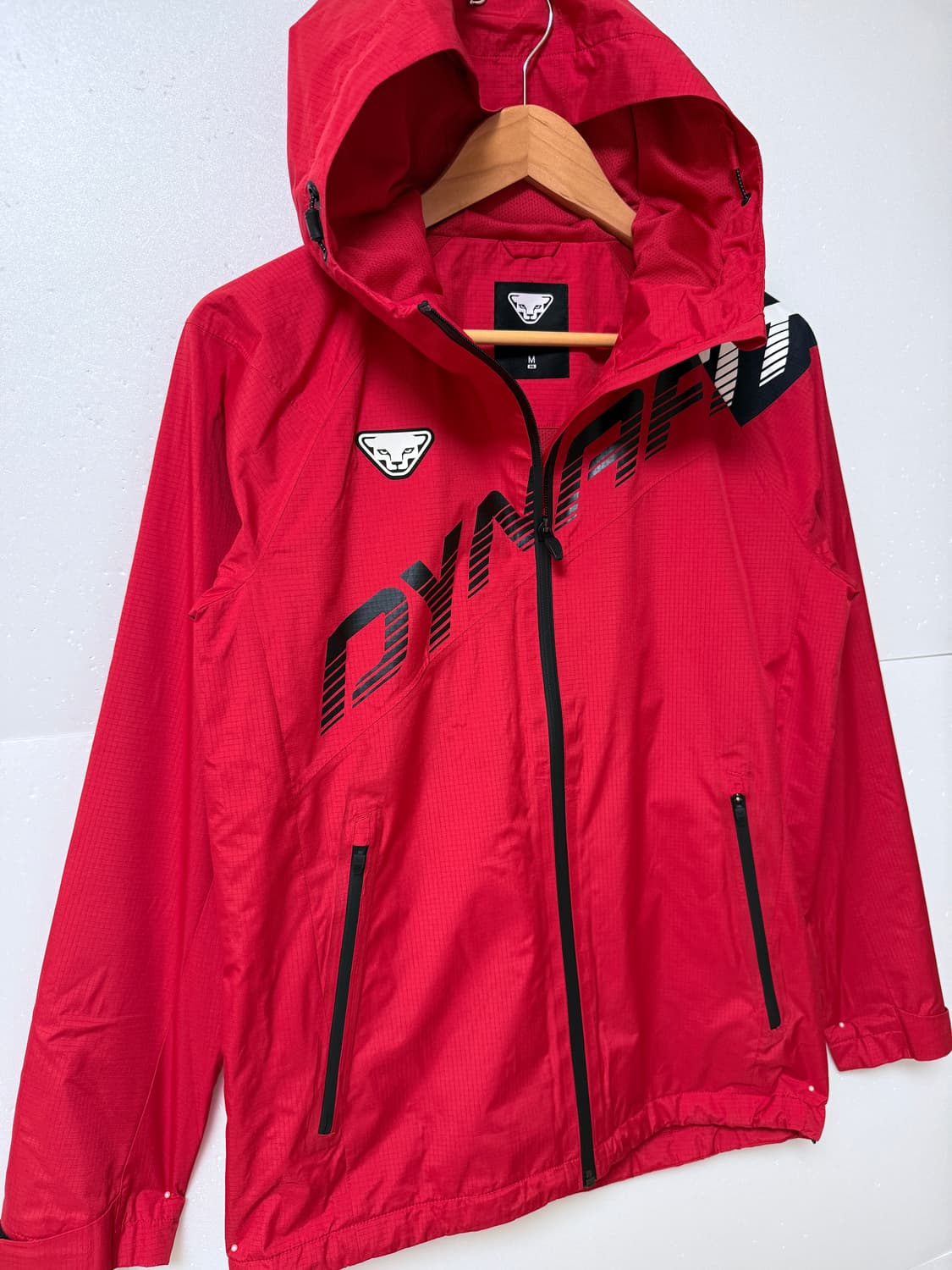 다이나핏(DYNAFIT) 기능성 바람막이 레드95 데일리 상품이미지2