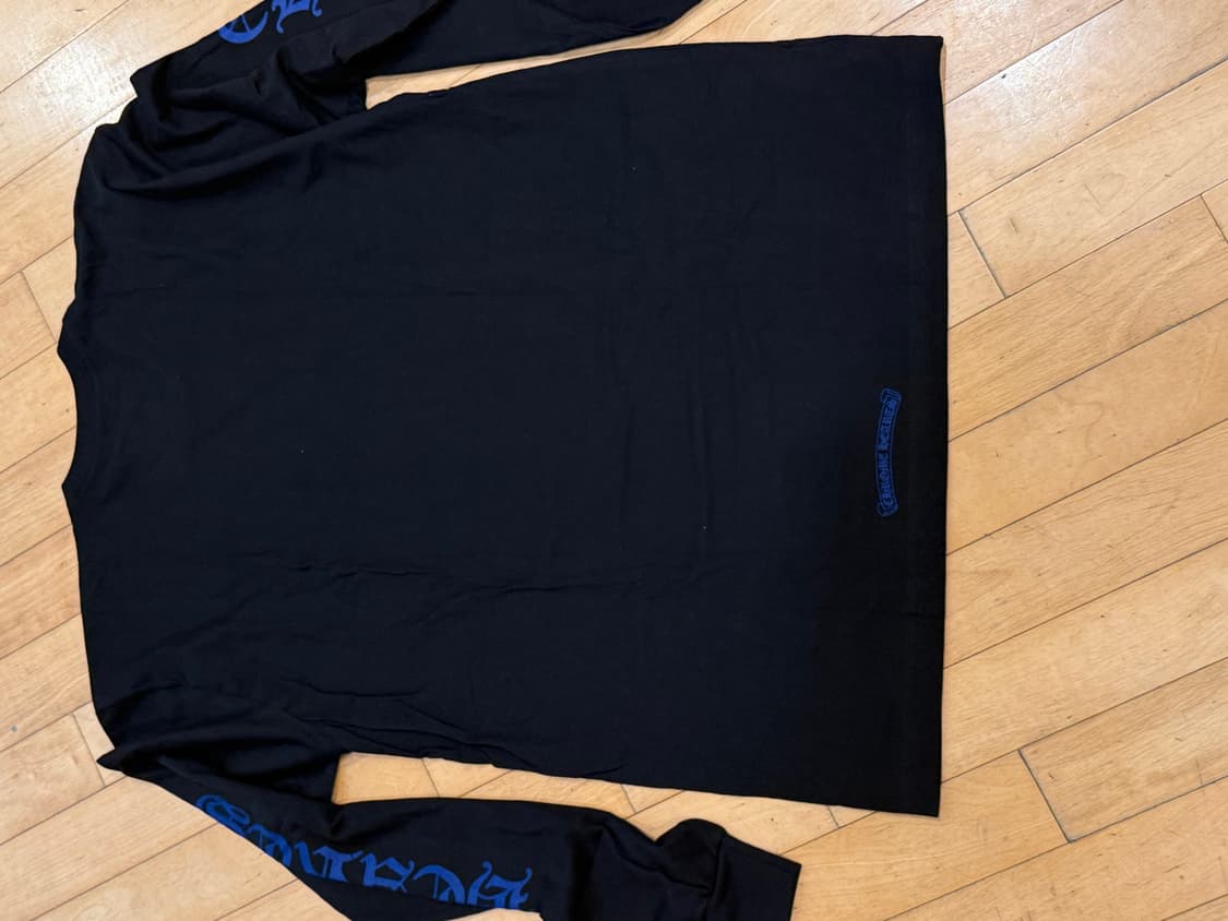 [XL] 크롬하츠 넥 로고 포켓 크루넥 긴팔 티셔츠 블루 상품이미지3