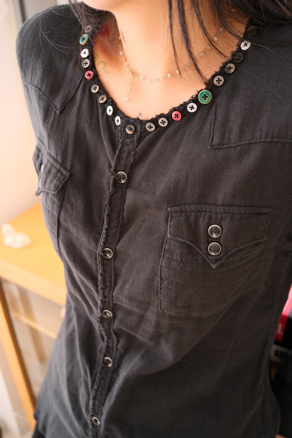 Button trimming shirts 상품이미지2