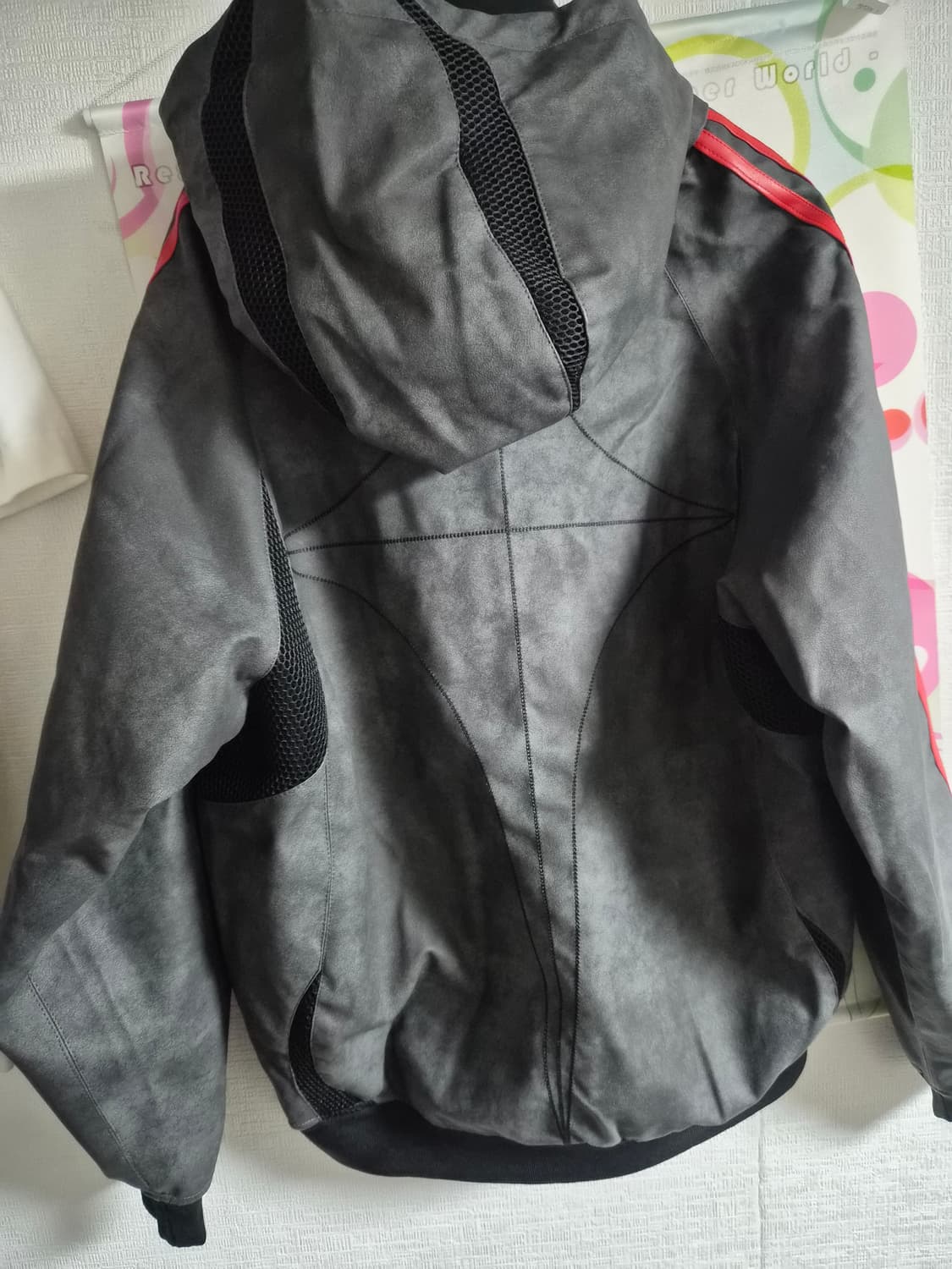 떠그클럽 x 아디다스 m size  1회착 최상급 상품이미지3