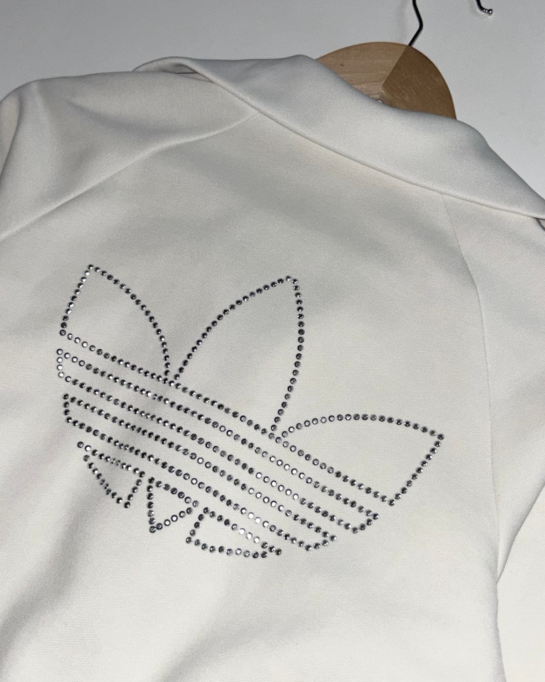 Adidas 아디다스 글리터로고 실버 우먼 크롭 트랙탑 상품이미지5