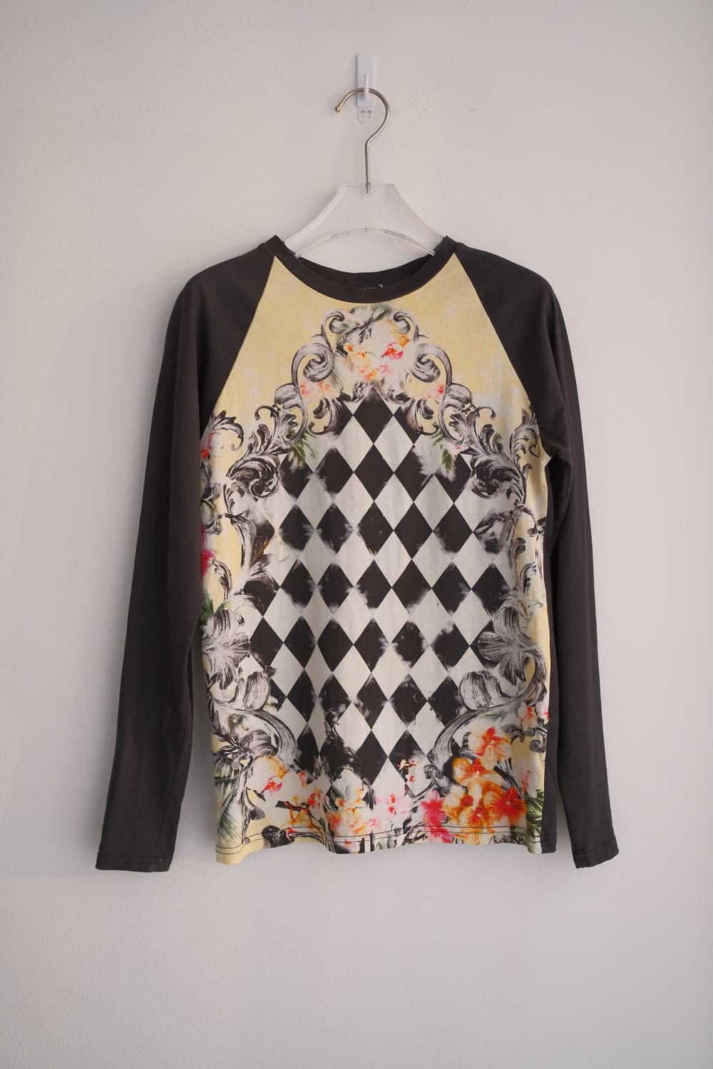 Graphic top 상품이미지1