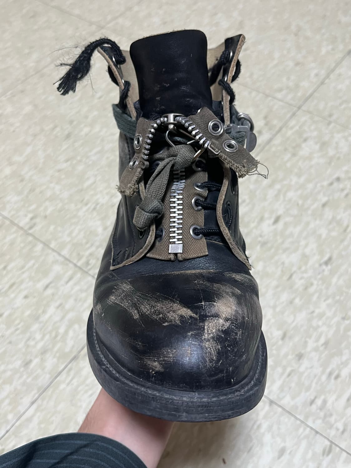 Undercover 06ss “T”기 스터드 부츠 상품이미지4