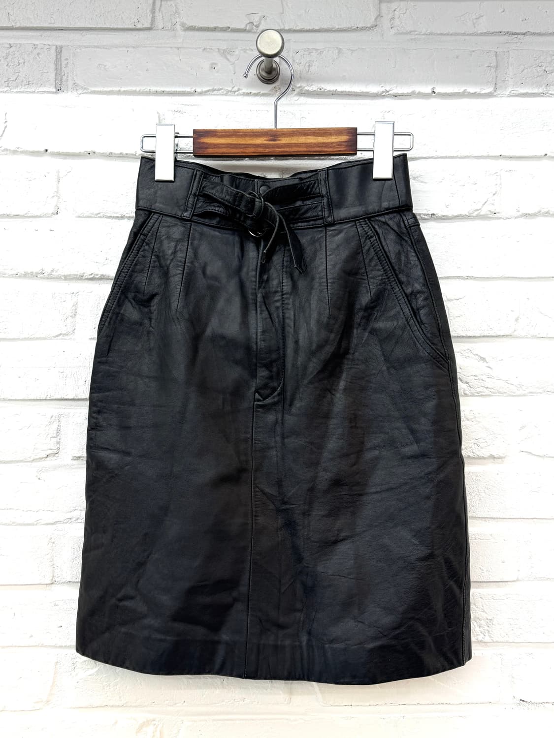 Pinky&dianne 블랙 양가죽 스커트 상품이미지3