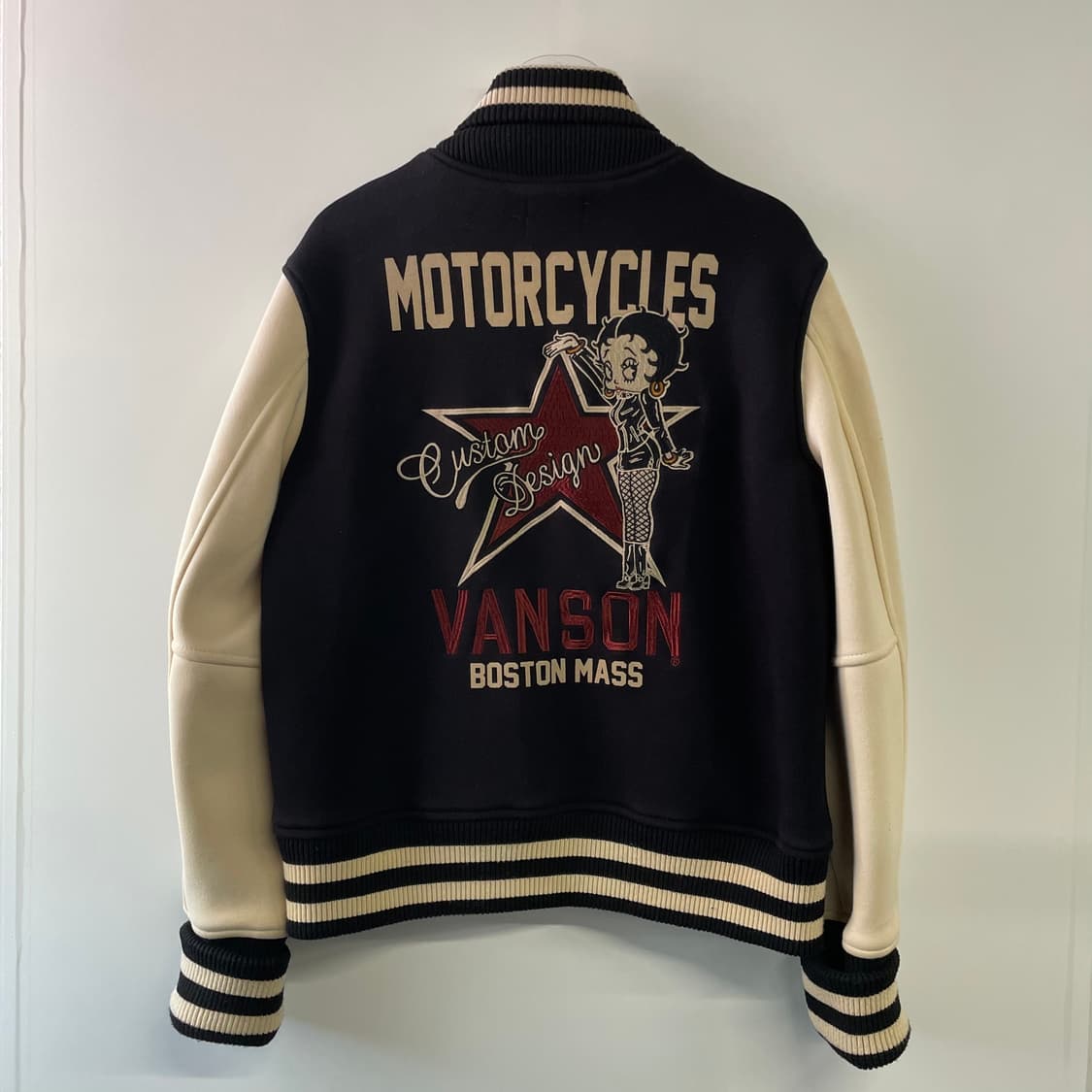 밴슨 x 베티붑 바시티 자켓 상품이미지1