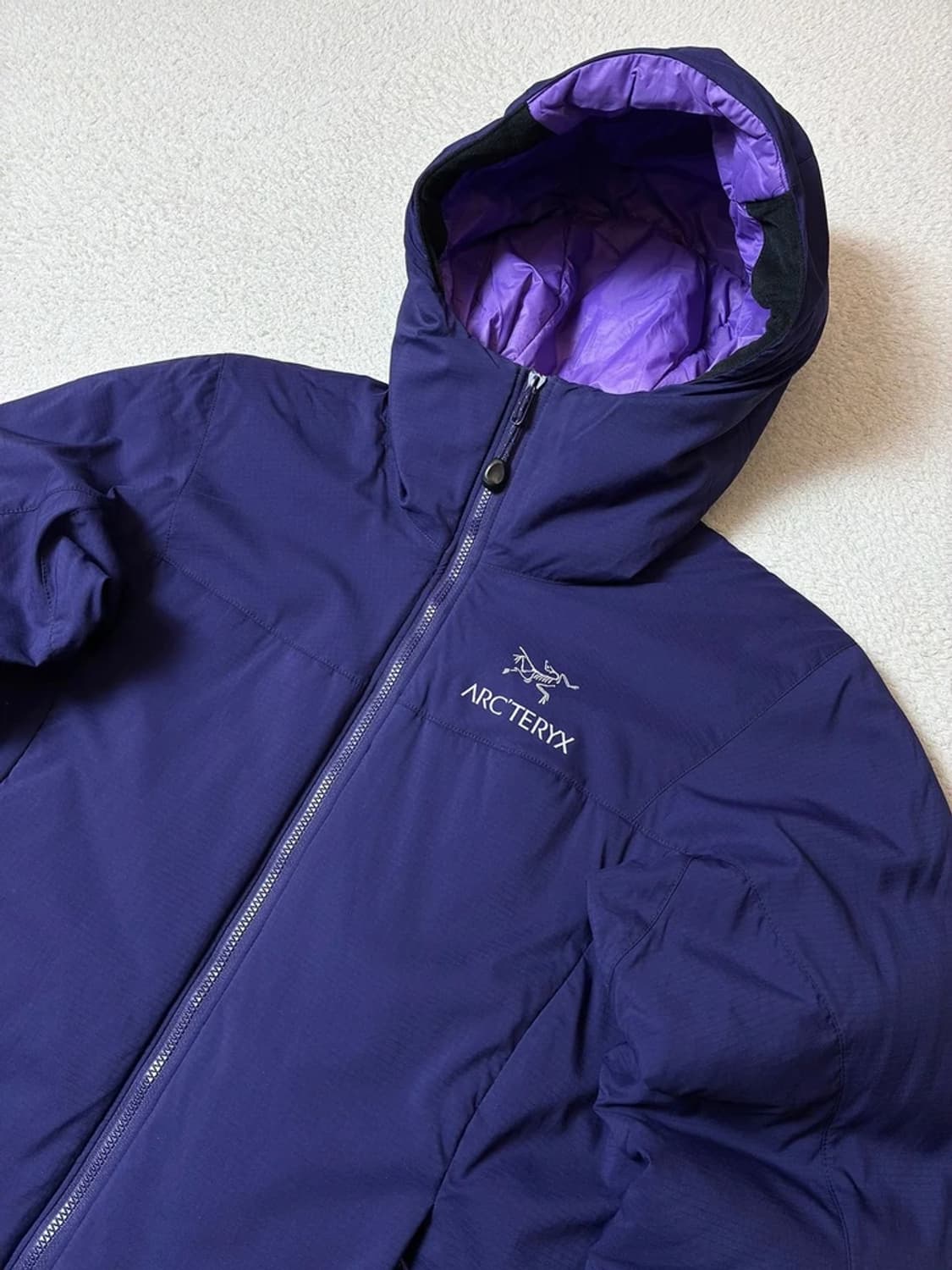 아크테릭스 우먼스 아톰 고프코어 푸퍼 자켓 PN8038 상품이미지2