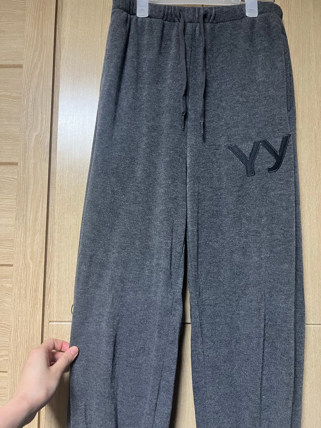 LAYERED KNEE SOCKS PANTS, CHARCOAL 상품이미지5