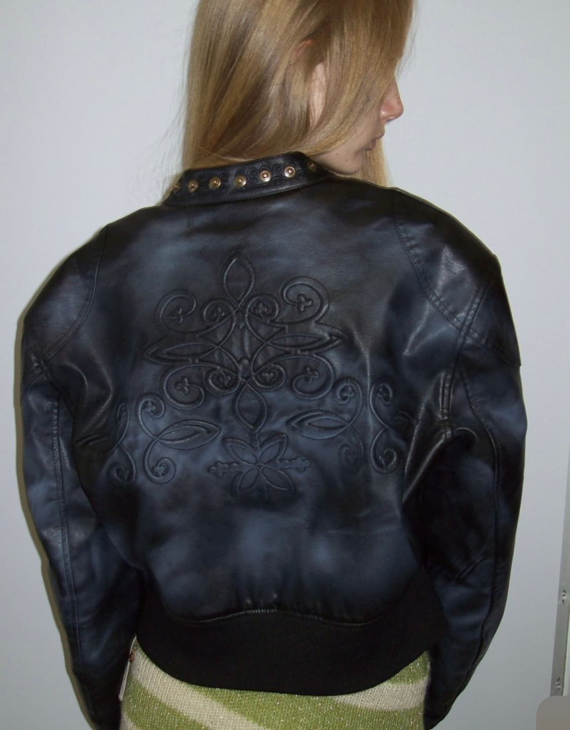 새상품 / Emboss Faux Leather Bomber Black  상품이미지1