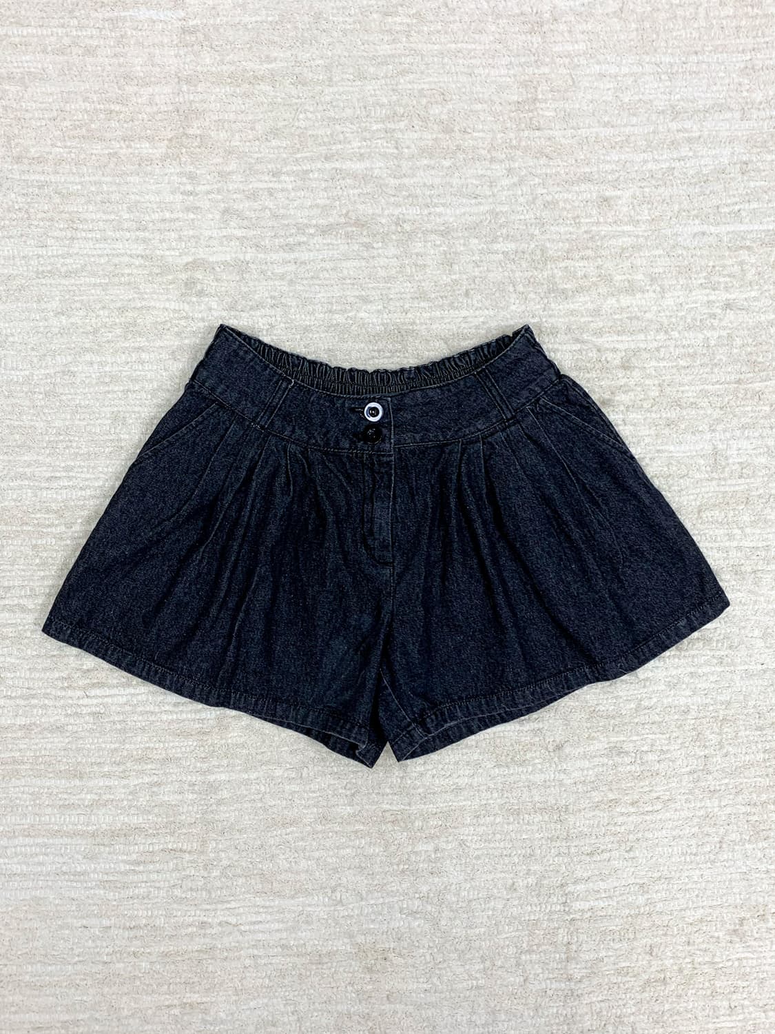 Black Denim Back-Banded Shorts 상품이미지1